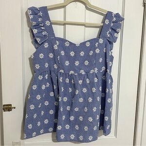 NWOT Daisy Print Blue & White Tank Top